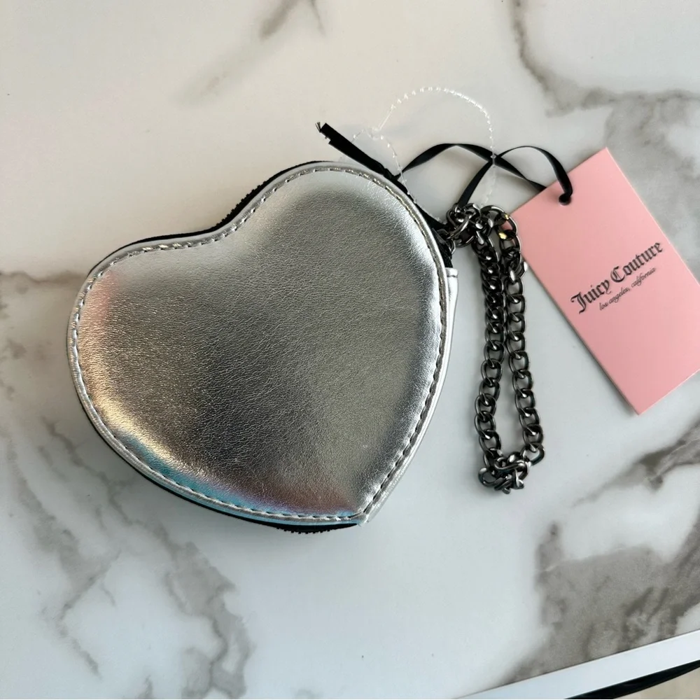 NWT Juicy Couture Black String of Pearls Heart Zip‎ Around Wristlet Coin Purse